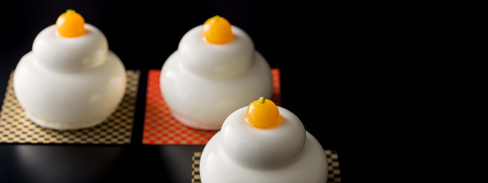 新春ケーキ「鏡モチ」
